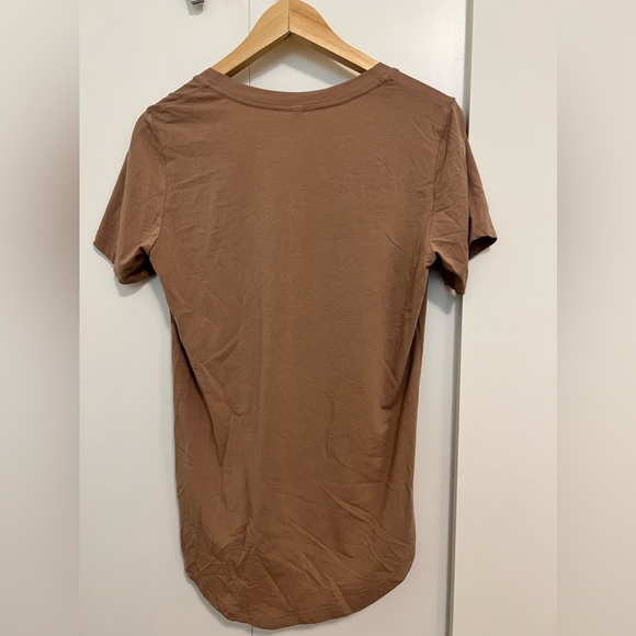 Babaton Nude T- Shirt. - Picture 2 of 4